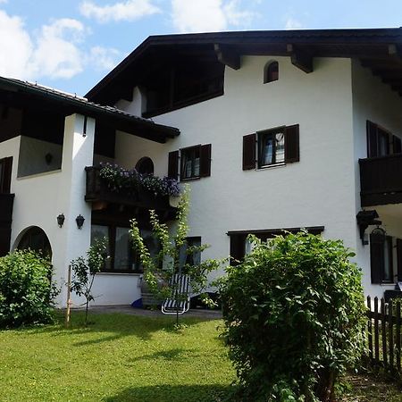 Gaestehaus Brigitte Garmisch-Partenkirchen Exterior photo
