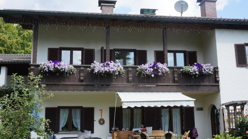 Gaestehaus Brigitte Garmisch-Partenkirchen Exterior photo