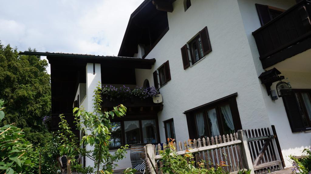 Gaestehaus Brigitte Garmisch-Partenkirchen Exterior photo